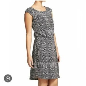 Athleta Redondo Pocket Dress